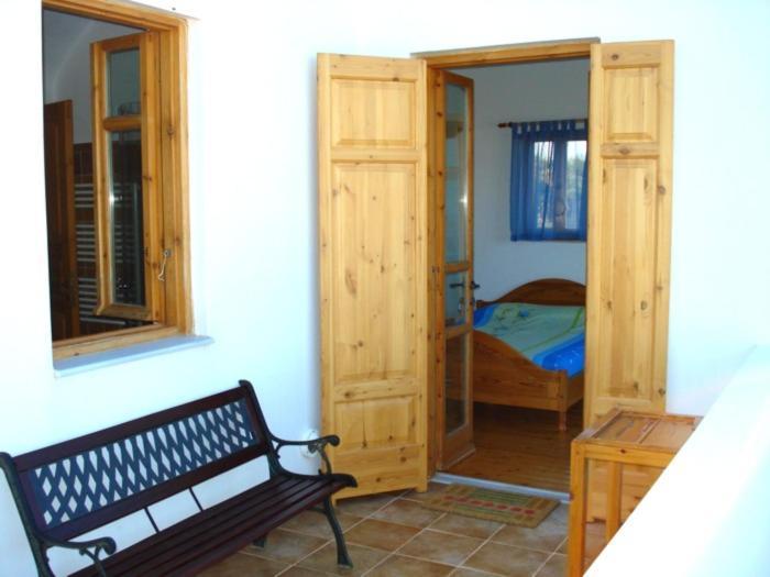 Venus Hill Studio With Private Pool By The Sea Ξενοδοχείο Δαμνόνι Εξωτερικό φωτογραφία